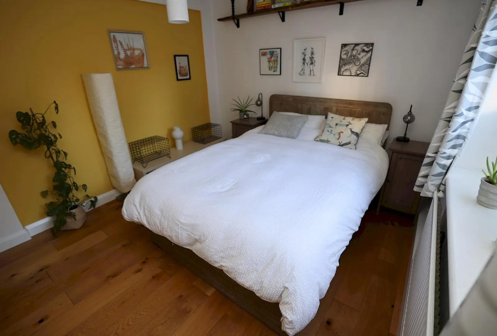 Pass The Keys Charming 2 Bed Apartment London